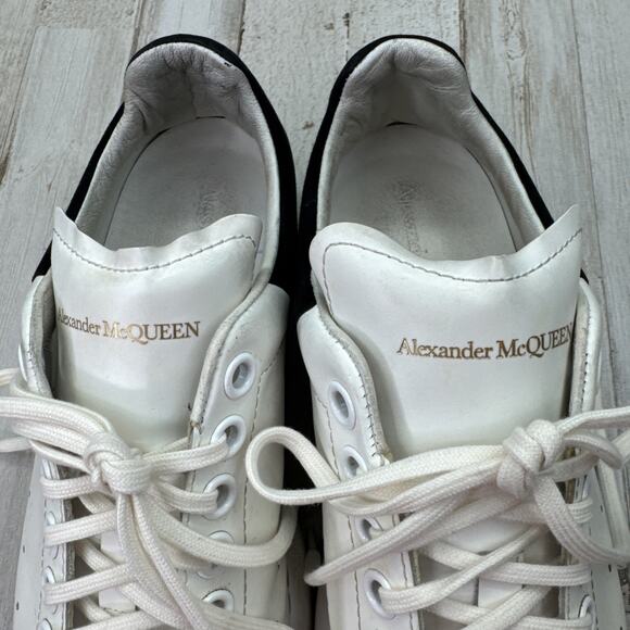 Alexander McQueen Women's Oversized Sneakers Sz 38 US 8 White/Black 553770 - Picture 9 of 14